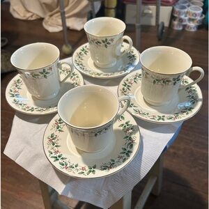 Holiday traditions set of 4 cups and saucers. These are from 1997 made in China.